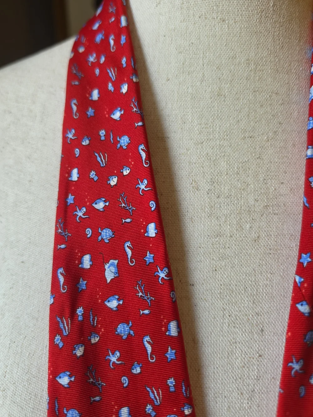 Brooks Brothers Nautical Sea Life Red Tie with Blue Marine Motif